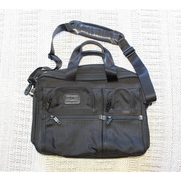 TUMI Alpha 2 Expandable organizer Briefcase/Laptop Bag Black Business Travel - Picture 1 of 9